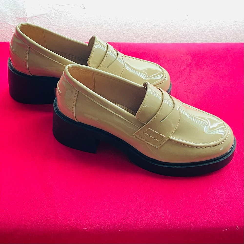 ASOS NWOB Patent Tan Chunky Loafers W9 (UK 7)